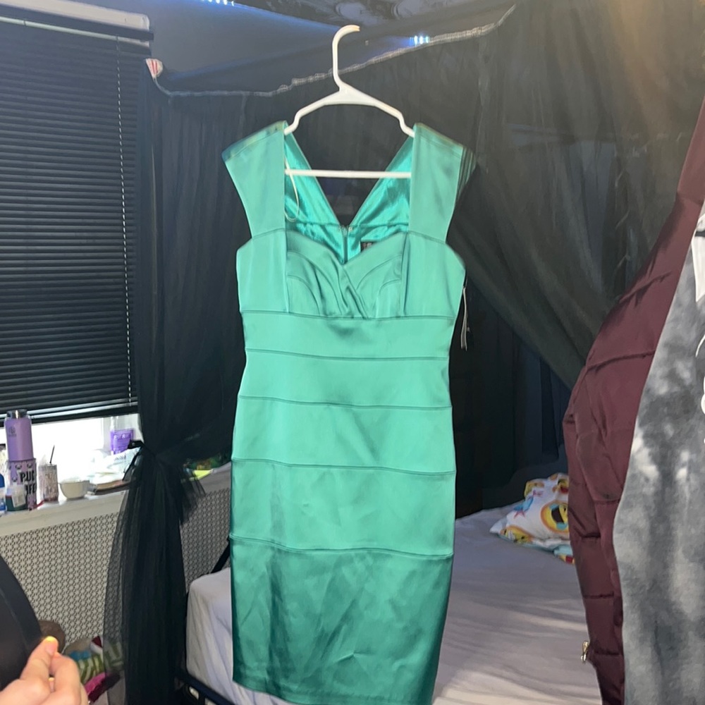 i’m selling these beautiful dresses that have never been worn !!